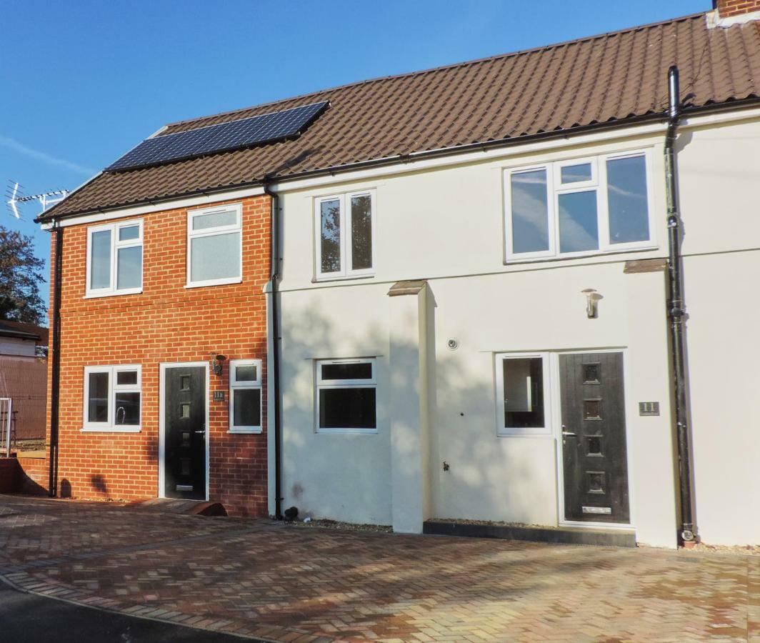 3 Bed Farnborough Air Accommodation 외부 사진